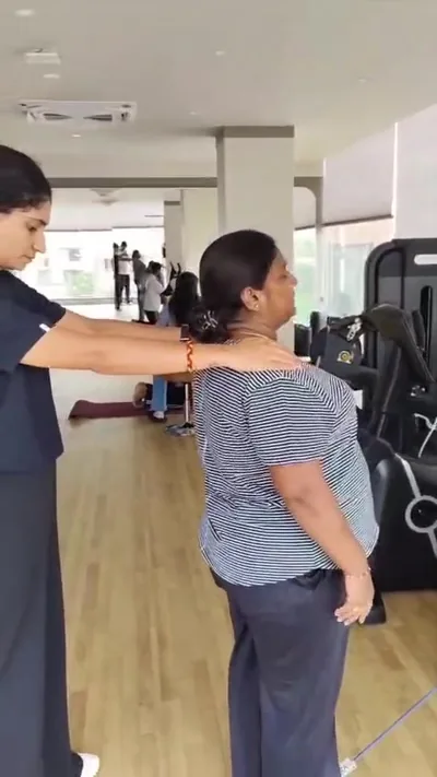 Neck Pain from Bike Helmet in Jaipur: Stretches
